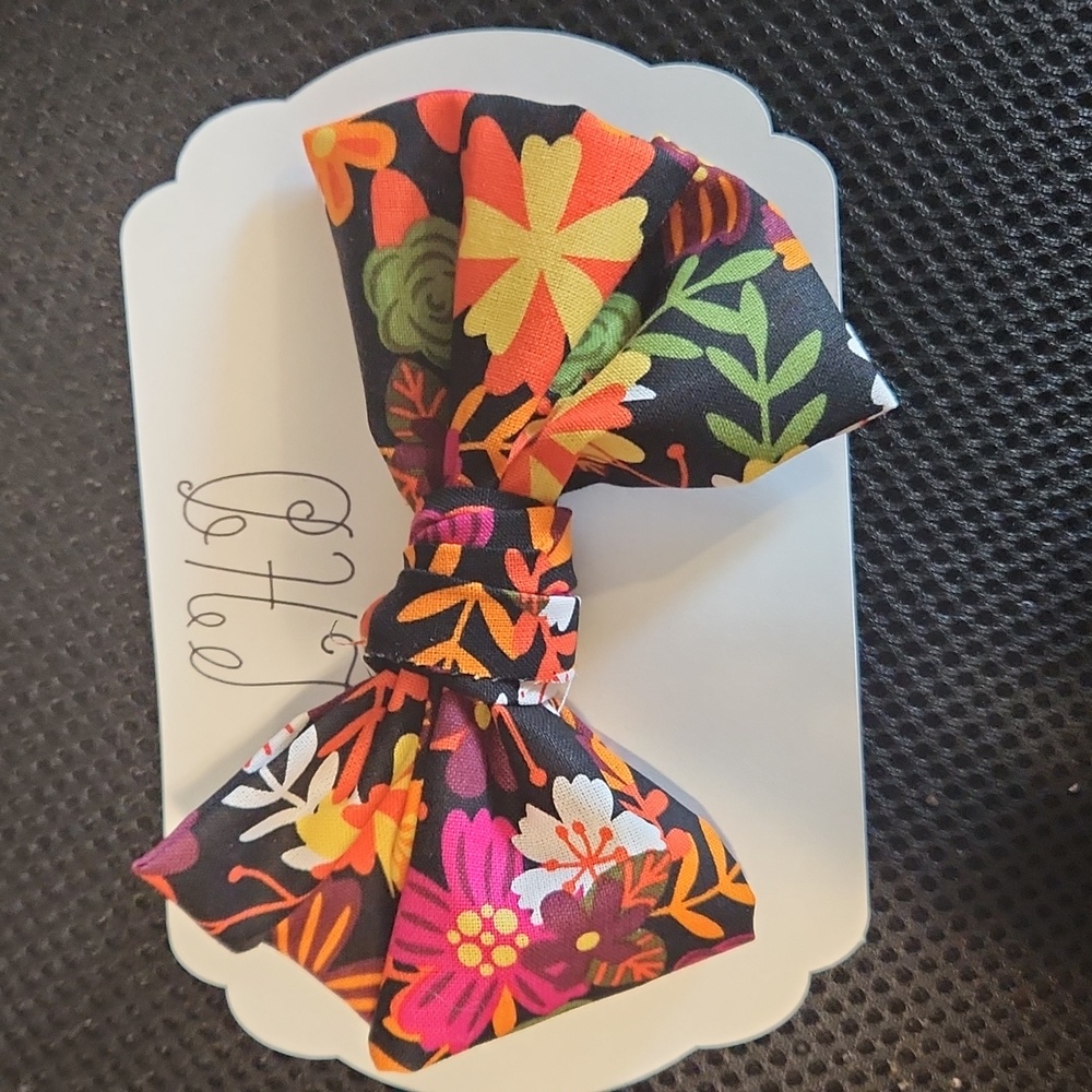 Halloween floral hairbow